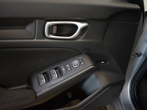 Used 2022 Honda Civic Sport image 18