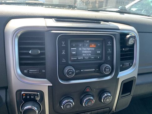 Used 2016 RAM 1500 Classic SLT AWD/4WD image 18