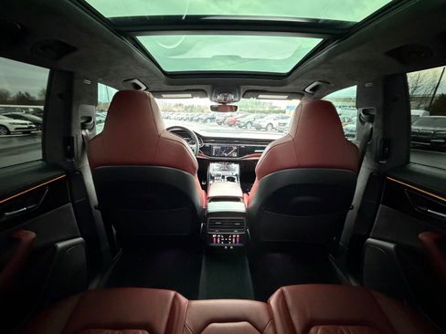 Used 2022 Audi SQ8 Premium Plus image 23