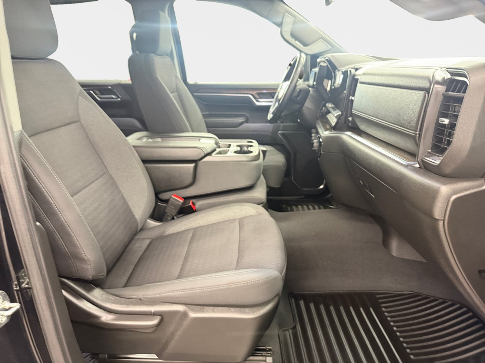Used 2023 Chevrolet Silverado 1500 RST AWD/4WD image 12