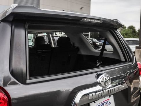Used 2013 Toyota 4Runner SR5 w/ Convenience Pkg AWD/4WD image 20