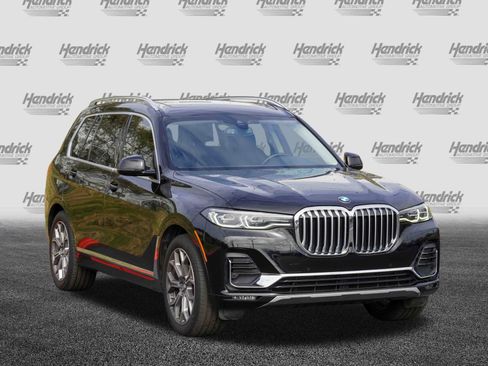 Used 2022 BMW X7 xDrive40i image 2