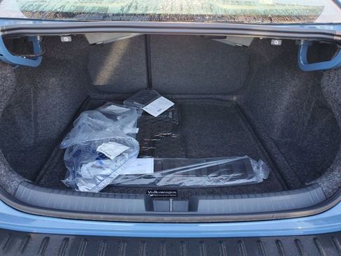 New 2025 Volkswagen Jetta SE image 6