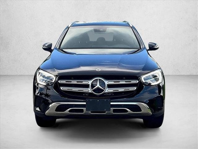 Used 2022 Mercedes-Benz GLC 300 4MATIC image 3