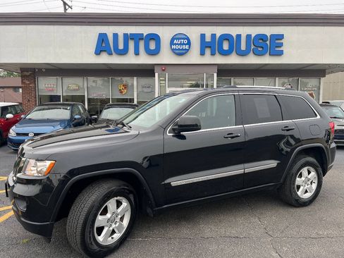 Used 2012 Jeep Grand Cherokee Laredo w/ Laredo E Group AWD/4WD image 7