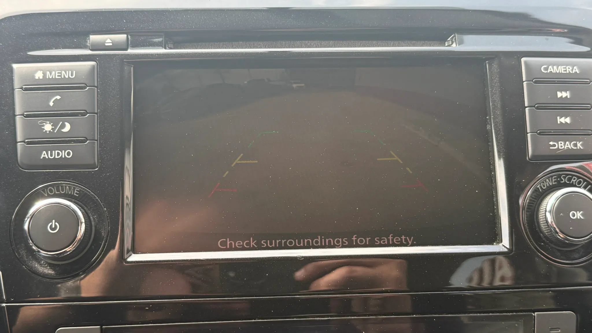 Used 2018 Nissan Rogue SV FWD image 20