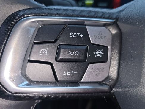 Used 2025 Ford Mustang Premium image 12