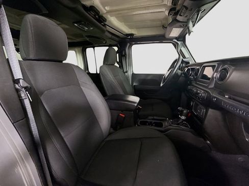 Used 2022 Jeep Wrangler Unlimited Sport image 25