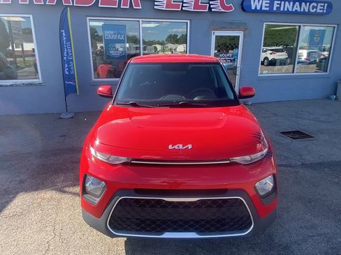 Used 2022 Kia Soul LX FWD image 10
