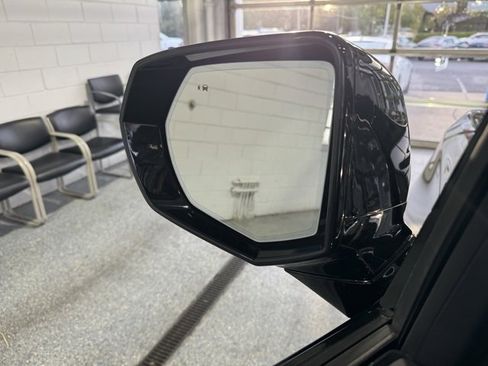 Used 2025 Chevrolet Suburban RST w/ Comfort Package image 24