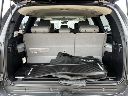 Used 2019 Toyota Sequoia Limited image 29