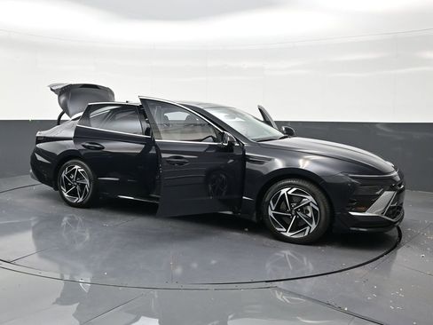 Used 2024 Hyundai Sonata SEL w/ Convenience Package FWD image 34