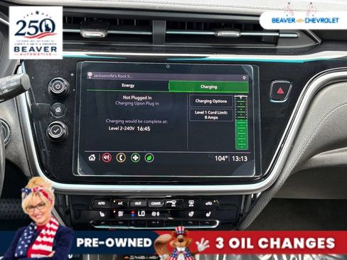 Used 2022 Chevrolet Bolt LT w/ Infotainment Package FWD image 19