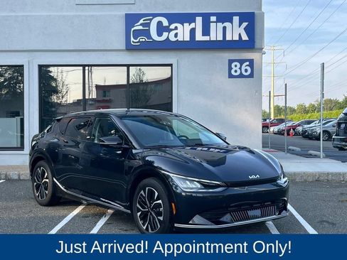 Used 2024 Kia EV6 Wind RWD image 1