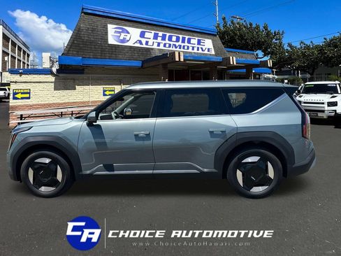 Used 2024 Kia EV9 Wind AWD/4WD image 3