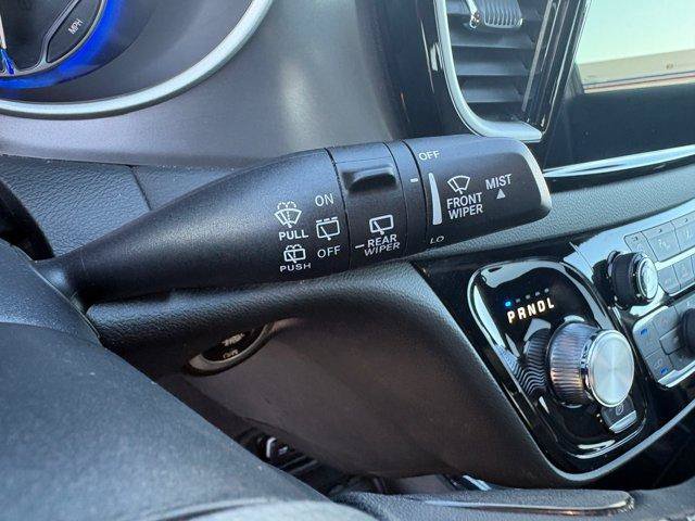 Used 2025 Chrysler Pacifica Select FWD image 22
