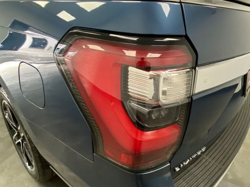 Used 2019 Ford Expedition Max Limited w/ Special Edition Package AWD/4WD image 13