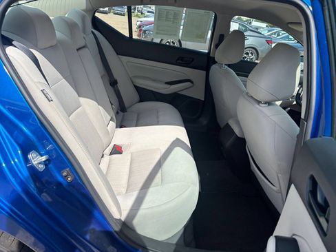 Used 2025 Nissan Altima 2.5 SV FWD image 25