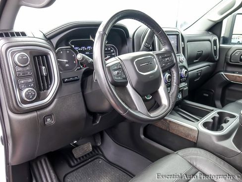 Used 2023 GMC Sierra 2500 Denali w/ Denali Ultimate Package image 10