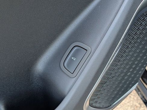 New 2026 Buick Enclave Sport Touring w/ Power Package image 9