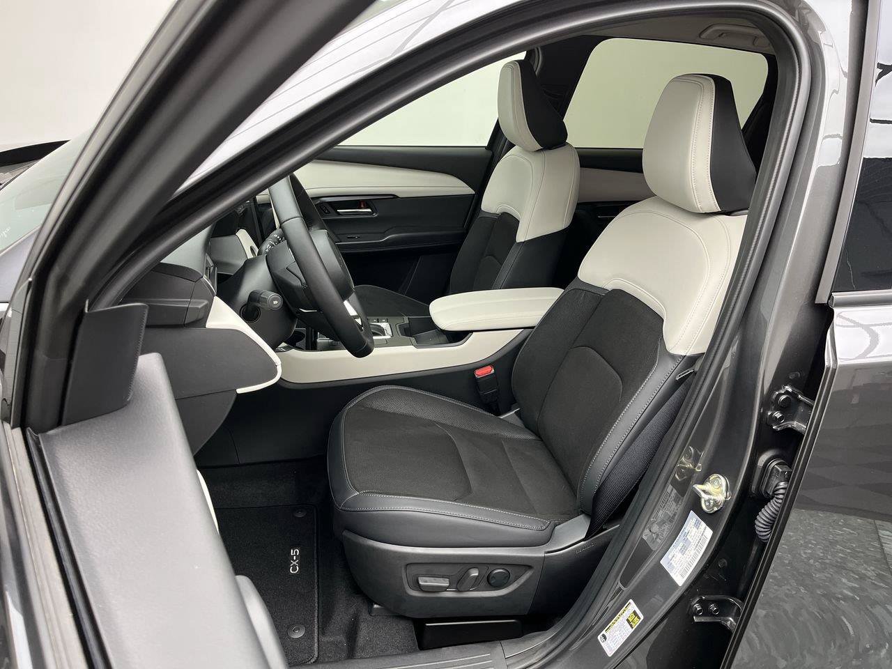 New 2026 MAZDA CX-5 Preferred AWD/4WD image 9