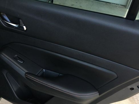 Used 2019 Nissan Altima 2.5 SR w/ SR Premium Package image 19