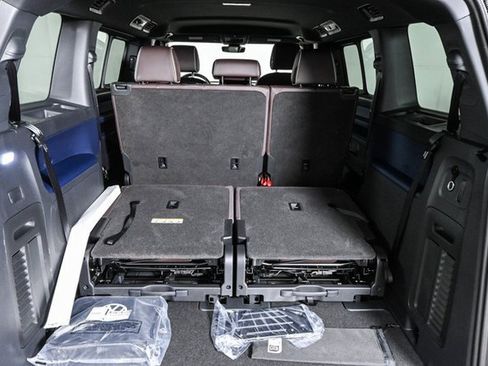 New 2025 Volkswagen ID. Buzz Pro S image 32