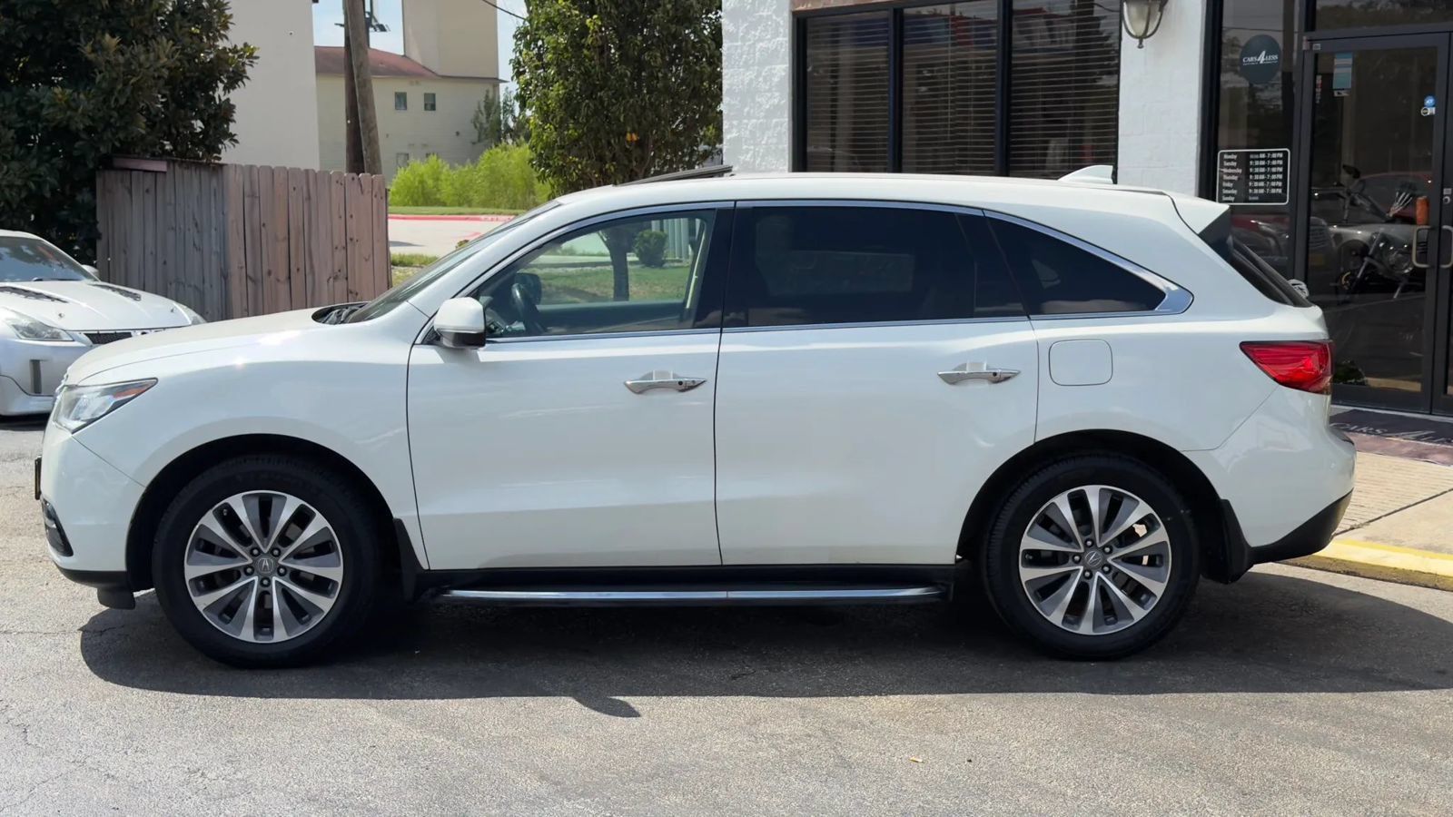 Used 2016 Acura MDX w/ Technology Package AWD/4WD image 3