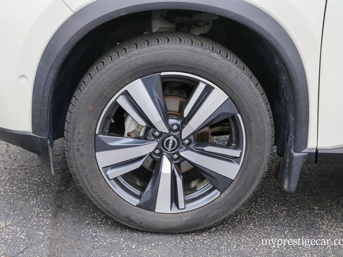 Used 2022 Nissan Rogue SL w/ SL Premium Package AWD/4WD image 3