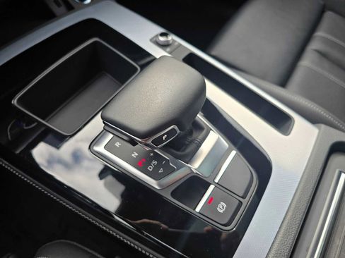 Used 2024 Audi Q5 2.0T Prestige image 31