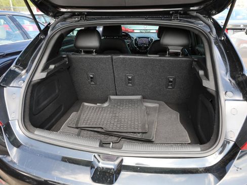 Used 2017 Chevrolet Cruze Premier FWD image 13