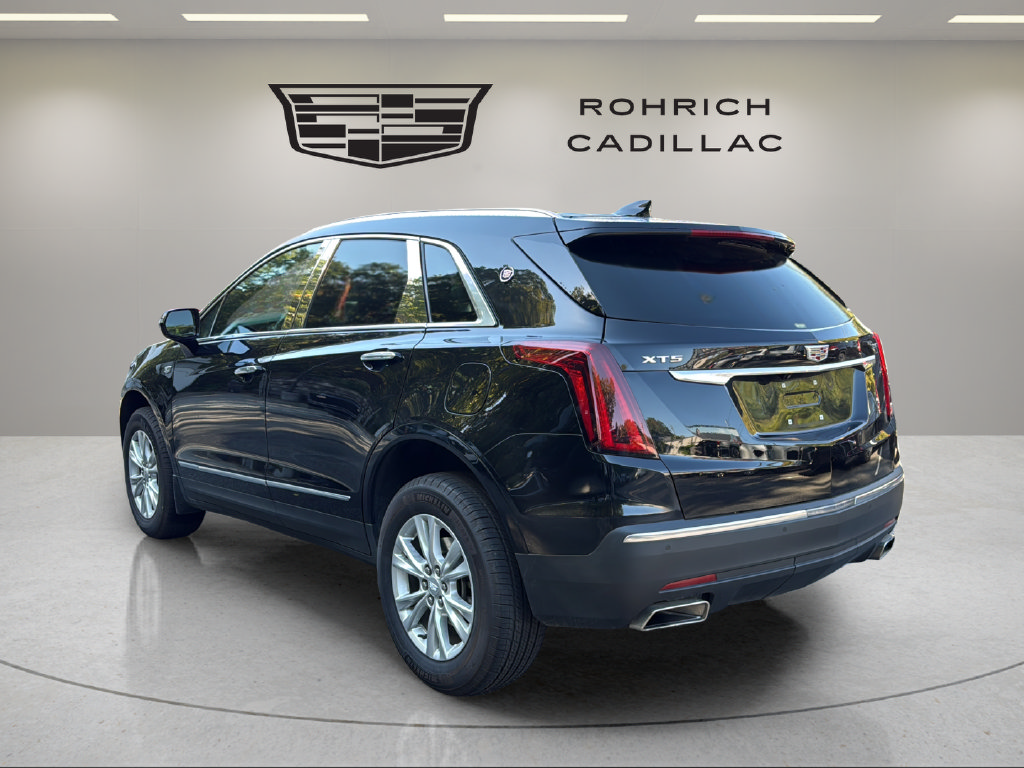 Certified 2025 Cadillac XT5 Luxury FWD image 7