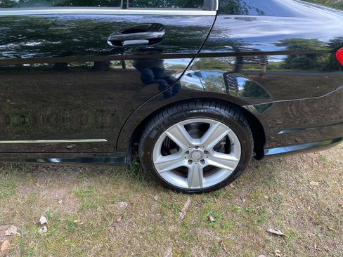 Used 2011 Mercedes-Benz C 300 Luxury image 23