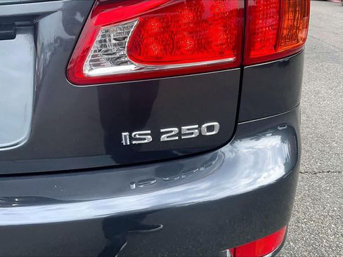 Used 2009 Lexus IS 250 RWD image 9