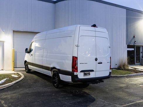 Used 2025 Mercedes-Benz Sprinter 3500 image 20