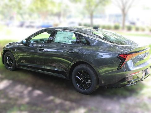 New 2025 Kia K5 LXS image 12