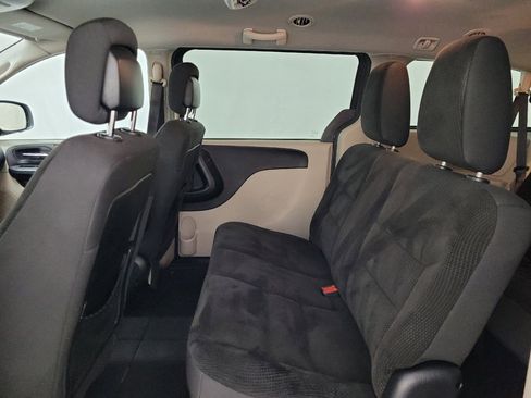 Used 2017 Dodge Grand Caravan SE w/ Power Window Group FWD image 18