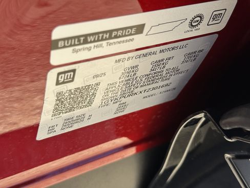 New 2026 Cadillac Lyriq Sport RWD image 33