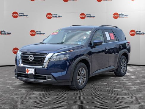 Used 2025 Nissan Pathfinder SV AWD/4WD image 1