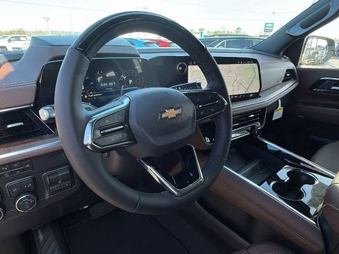 New 2026 Chevrolet Suburban High Country image 19