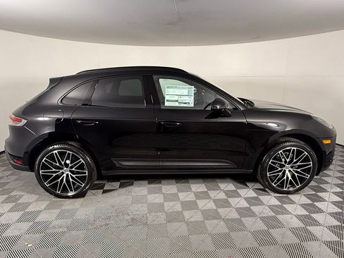 New 2026 Porsche Macan image 9