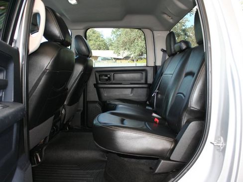 Used 2015 RAM 2500 Tradesman w/ Chrome Appearance Group AWD/4WD image 24