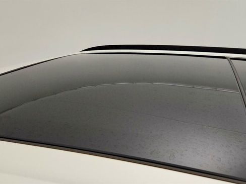 Used 2018 BMW X5 xDrive50i w/ M Sport Package image 10