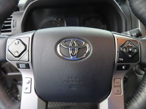 Used 2024 Toyota 4Runner SR5 Premium w/ Moonroof Package AWD/4WD image 45