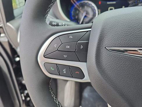 New 2026 Chrysler Pacifica Select FWD image 23