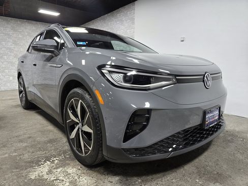 Used 2023 Volkswagen ID.4 Pro S image 4