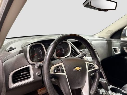 Used 2016 Chevrolet Equinox LTZ w/ Enhanced Convenience Package image 7