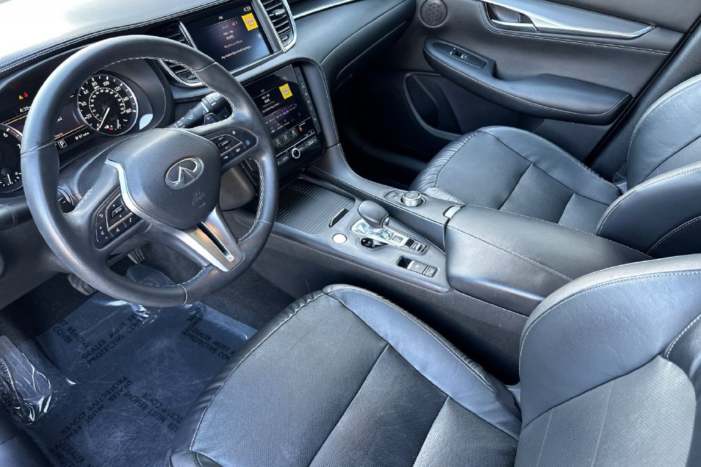 Used 2023 INFINITI QX55 Luxe w/ Cargo Package AWD/4WD image 9