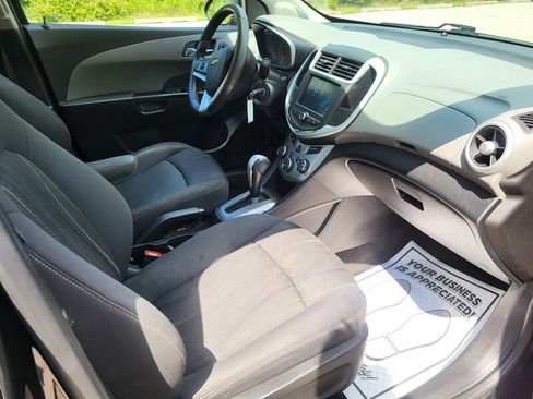 Used 2017 Chevrolet Sonic LT image 15