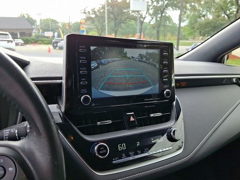 Used 2021 Toyota Corolla SE image 24